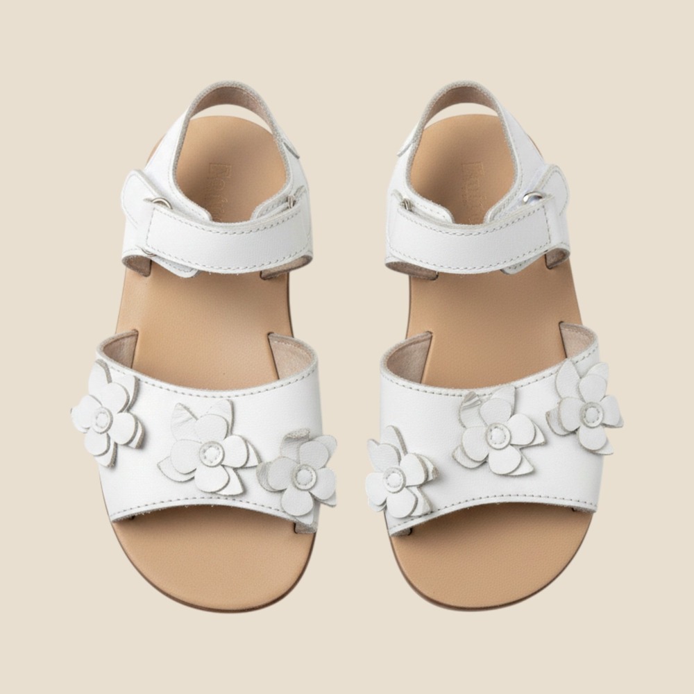 L'Amour Girls White Leather Floral Applique Sandals Adjustable Ankle Strap Shoes